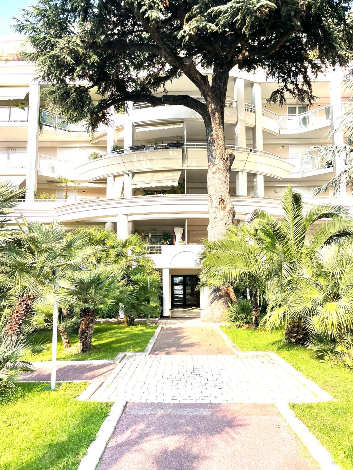 Jolie A Appartement